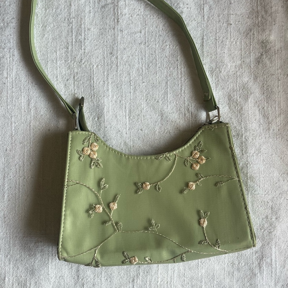 Elegant Floral Embroidered Green Handbag